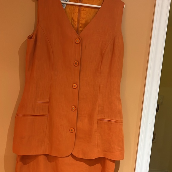 Ladies dress - Picture 5 of 11